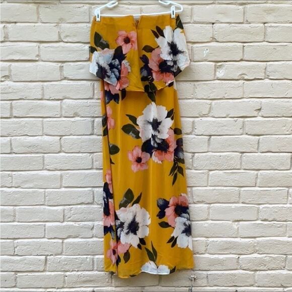 Take 50% OFF- City Triangle Floral Strapless Dress, Size-M - Picture 1 of 8